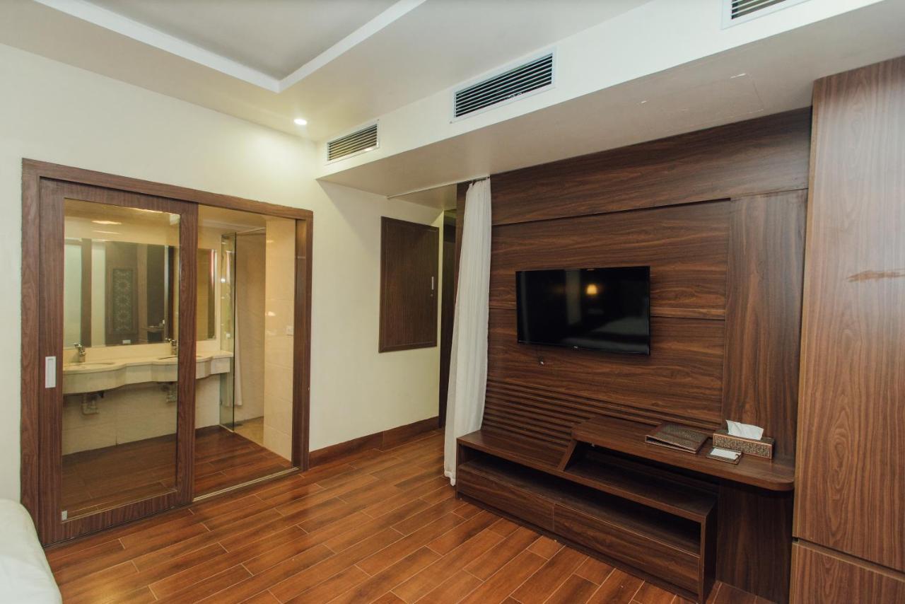Hung Long Hotel Tu Son Exterior photo